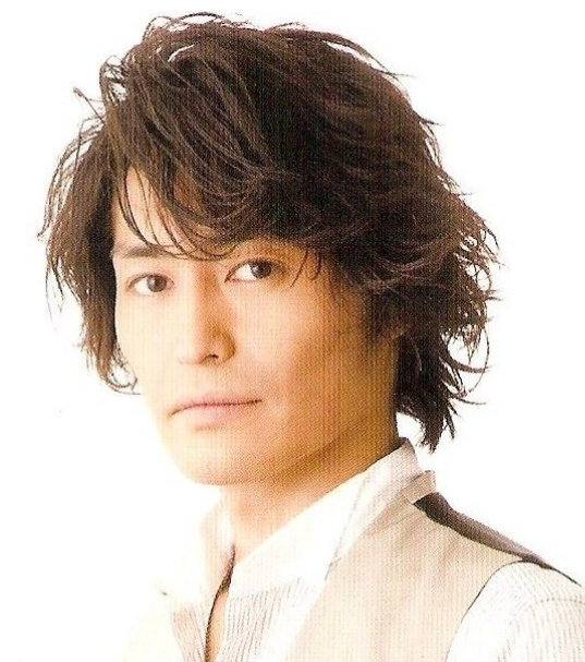 安田顕