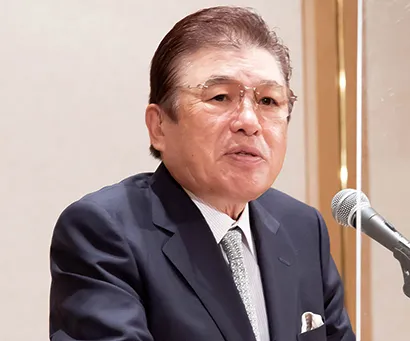 新井泰道